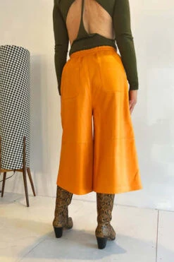 1972 DesaLeather Shorts - Apricot -Drape Hut Sales Store 1972 Desa Leather Shorts Apricot 20221027193220