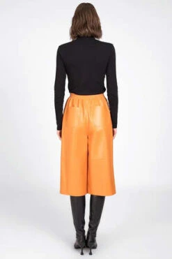 1972 DesaLeather Shorts - Apricot -Drape Hut Sales Store 1972 Desa Leather Shorts Apricot 20221027193222 1