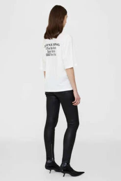 Anine BingAvi Tee - Paris/Ivory -Drape Hut Sales Store Avi Tee Paris in Ivory 20231018211035