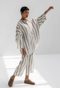 Black CraneBox Shirt - Wide Stripe -Drape Hut Sales Store BLACK CRANE BOX SHIRT WIDE STRIPE 20220809080633 2