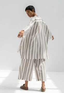 Black CraneBox Shirt - Wide Stripe -Drape Hut Sales Store BLACK CRANE BOX SHIRT WIDE STRIPE 20220809080634 1