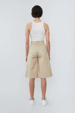 DEADWOODCHARLOT SHORTS - OFF WHITE -Drape Hut Sales Store CHARLOT SHORTS 20220316225400 2