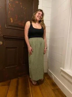 ConradoSydney Pull On Midi Skirt - Green -Drape Hut Sales Store Conrado Sydney Pull On Midi Skirt Green 20230304205159