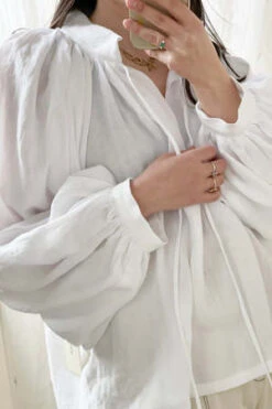 Eliza FaulknerShakespeare Top - White Linen -Drape Hut Sales Store Eliza Faulkner Shakespeare Top White Linen 20220519202850