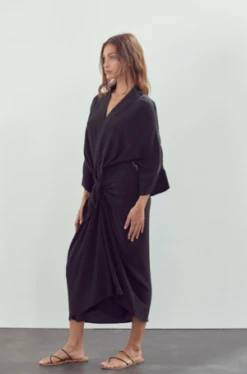 A MenteA Mente Front Tie Midi Dress 13 A MenteA Mente Front Tie Midi Dress -Drape Hut Sales Store Front tie midi dress 20221103013302