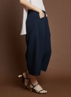 KAAREMCachuabi Tomato Tapered Billow Pocket Pant - Black Blue -Drape Hut Sales Store KAAREM Cachuabi Tomato Tapered Billow Pocket Pant Black Blue 20231007075918