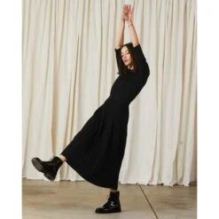 Ali GoldenKnit Pleated Midi Skirt- Black -Drape Hut Sales Store Knit Pleated Midi Skirt Black 20230918193711