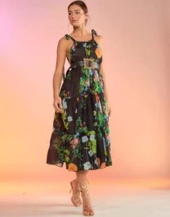 CYNTHIA ROWLEYLayla Linen Halter Dress -Drape Hut Sales Store Layla Linen Halter Dress 20230328225031