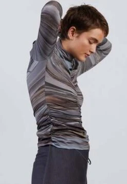 HosbjergLyra Top - Abstract Grey -Drape Hut Sales Store Lyra Top Abstract Grey 20231018231745 1