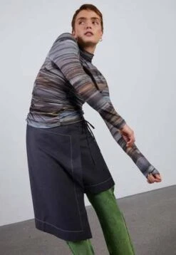 HosbjergLyra Top - Abstract Grey -Drape Hut Sales Store Lyra Top Abstract Grey 20231018231746