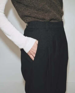 Mijeong ParkPleat Front Wide Leg Pants -Drape Hut Sales Store PLEAT FRONT WIDE LEG PANTS 20230908090646 3
