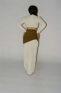 PARIS GEORGIAParis Georgia Popcorn Skirt - Butter/Caramel 9 PARIS GEORGIAParis Georgia Popcorn Skirt - Butter/Caramel -Drape Hut Sales Store Paris Georgia Popcorn Skirt Butter Caramel 20230224202820