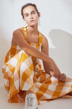 KowtowRiley Dress - Daisy Check -Drape Hut Sales Store Riley Dress 20231025010408 1