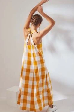 KowtowRiley Dress - Daisy Check -Drape Hut Sales Store Riley Dress 20231025010409