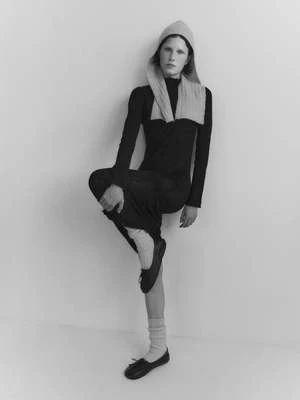 RusYoru Dress - Black 4 RusYoru Dress - Black - Image 2