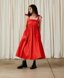 Ali GoldenTie Strap Dress - Poppy Taffeta 15 Ali GoldenTie Strap Dress - Poppy Taffeta -Drape Hut Sales Store TIE STRAP DRESS POPPY TAFFETA 20230923045245 2