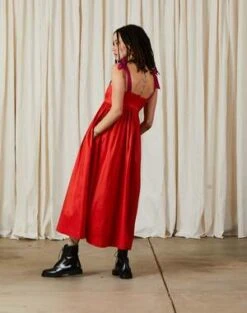 Ali GoldenTie Strap Dress - Poppy Taffeta 19 Ali GoldenTie Strap Dress - Poppy Taffeta -Drape Hut Sales Store TIE STRAP DRESS POPPY TAFFETA 20230923045246 2