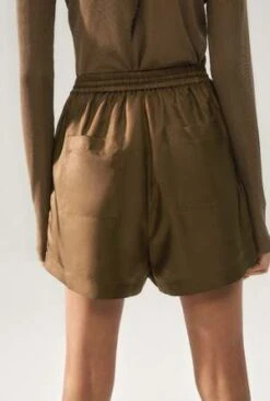 Silk LaundryTwill Slouch Shorts - Dark Earth 9 Silk LaundryTwill Slouch Shorts - Dark Earth -Drape Hut Sales Store TWILL SLOUCH SHORTS DARK EARTH 20230614065852 2