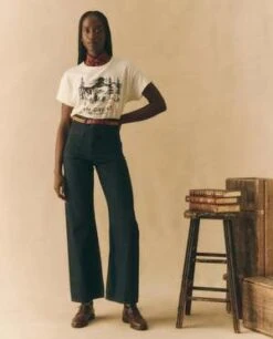 The Great.The Boxy Crew W/ Snowdrift Graphic - Washed White -Drape Hut Sales Store The Great The Boxy Crew w Snowdrift Graphic Washed White 20231026015720