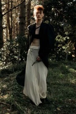 The Keep StorePully Skirt - White