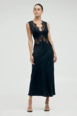 Third FormVisions Lace Deep V Maxi Dress - Ebony -Drape Hut Sales Store Visions Lace Deep V Maxi Dress Ebony 20230924014010
